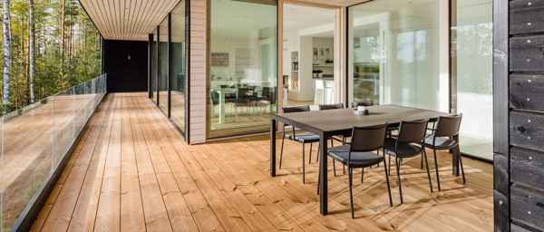 Siberian larch decking boards