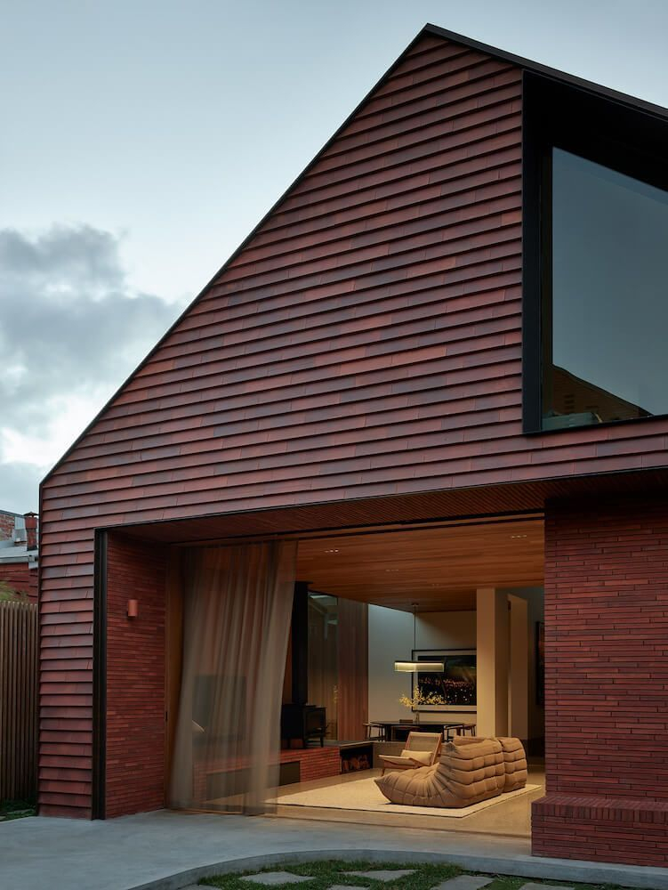 Weatherboarding UK — Timber Weatherboard Cladding Guide 2026