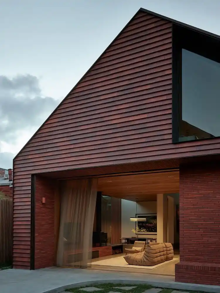 Feather edge cladding stained to match brick UK — stained featheredge exterior finish