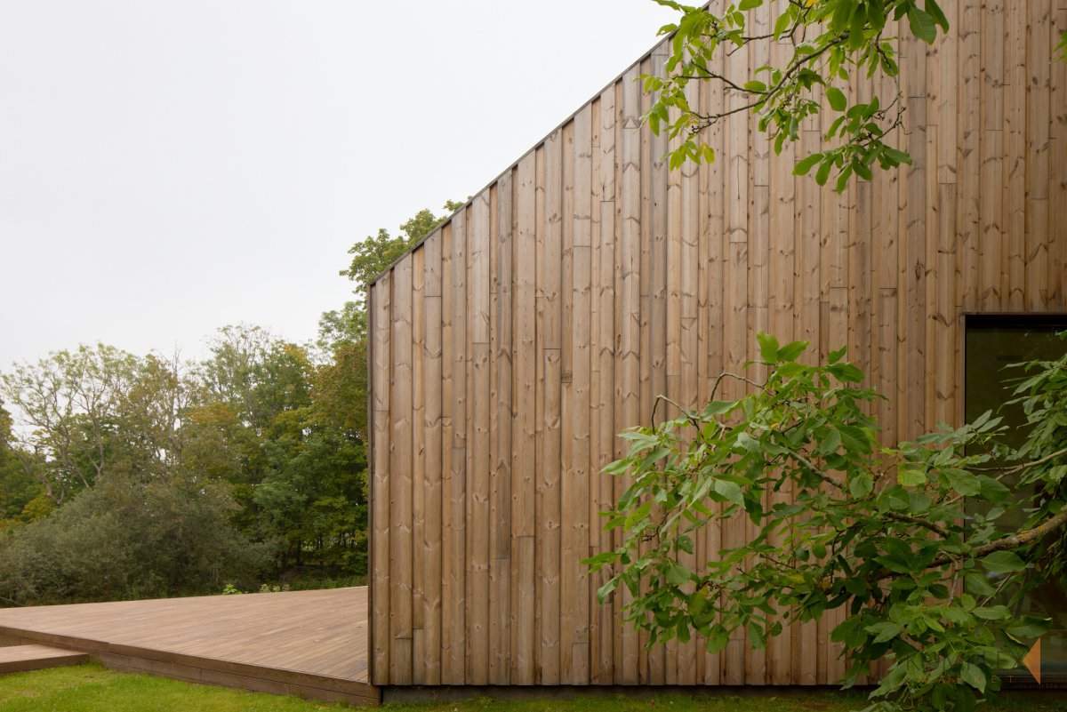 ThermoWood cladding exterior façade in UK residential project