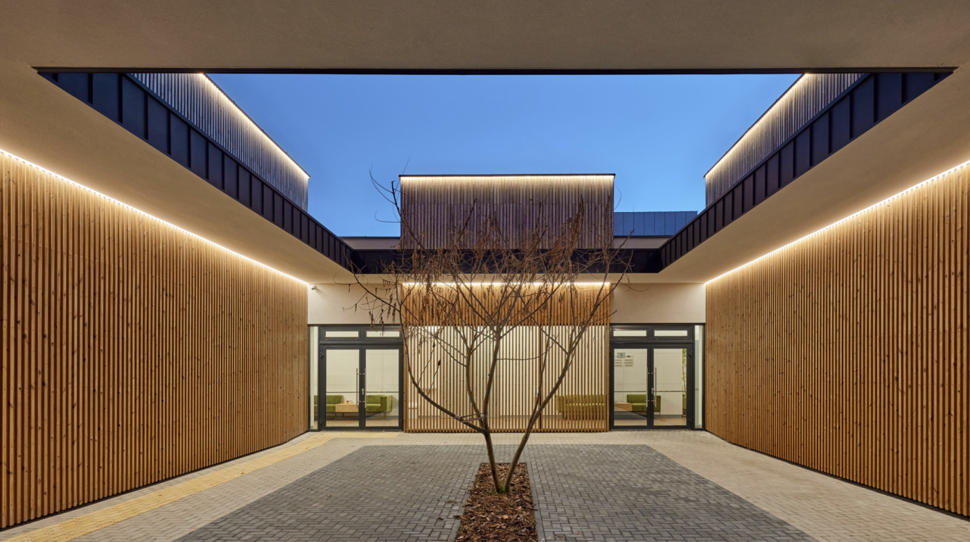 ThermoWood Cladding vertical shadow Gap